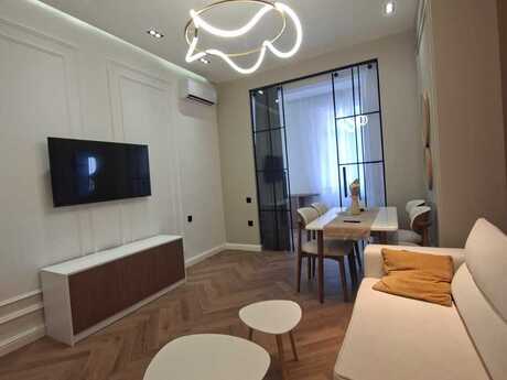 3-комнатная квартира, 80 м², Nərimanov: 316 000 ₼ 2