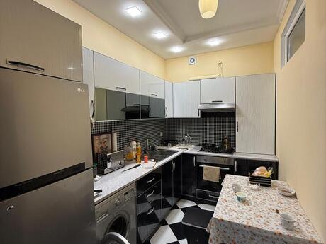 3 otaqlı mənzil, 85 m², İnşaatçılar: 230 000 ₼ 5
