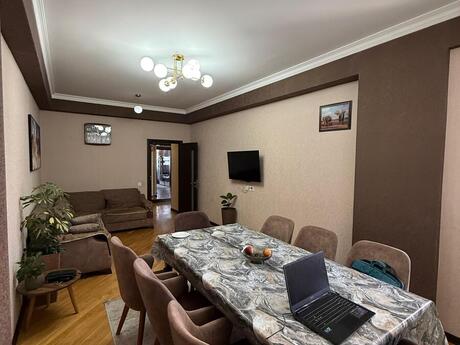 3 otaqlı mənzil, 85 m², İnşaatçılar: 230 000 ₼ 2