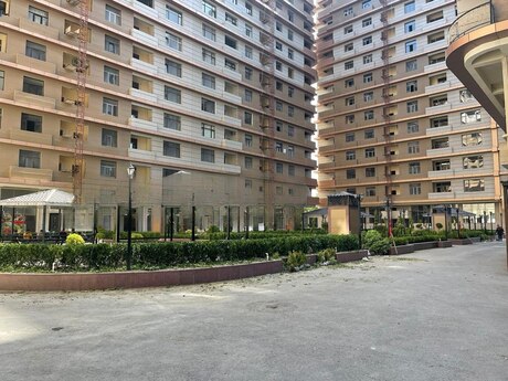 2 otaq · 77 m² · 7/16 mərtəbə, 28 May
