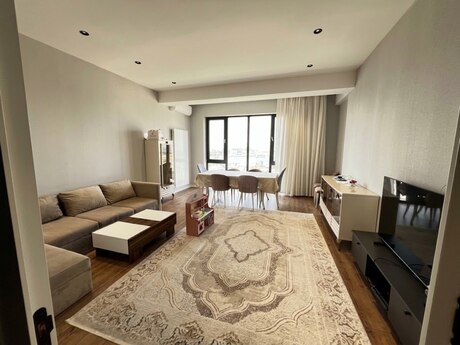 3-room apartment for rent, 136 m², Koroğlu: 1 450 ₼/mo 3