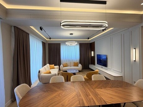 Kirayə 3 otaqlı mənzil, 160 m², Xətai: 3 500 ₼/ay 2