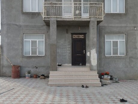 Elan №6484599 - Bakı, Novxanı q., 4 otaqlı, 220 m²