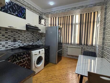 Продаётся 2-комнатная квартира в новостройке, ЖК Qurtuluş 93, 77 м², 93 000 AZN, фото 3 / 12