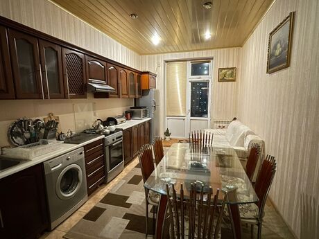 2 otaqlı mənzil, 86 m², 28 May: 295 000 ₼ 4