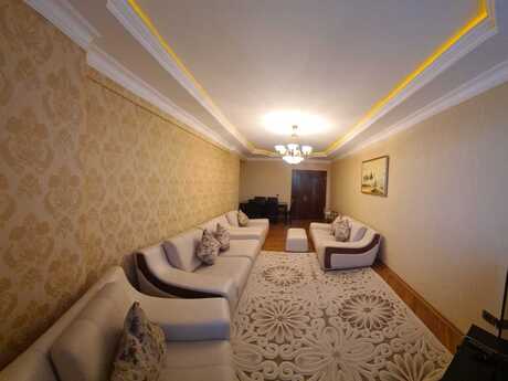 3-room apartment, 132 m², 20 Yanvar: 299 000 ₼ 5