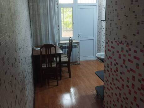 3-room old-build apartment for rent in Həzi Aslanov, 70 m², 650 AZN/mo, photo 2 / 12