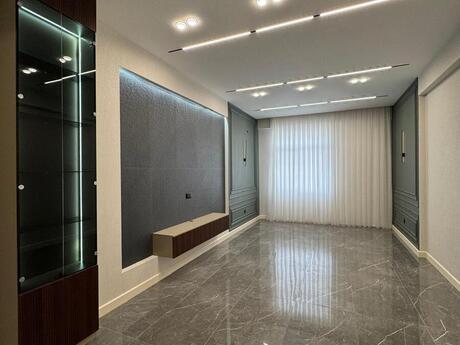 2-комнатная квартира, 86 м², Renessans Palace: 399 000 ₼ 2