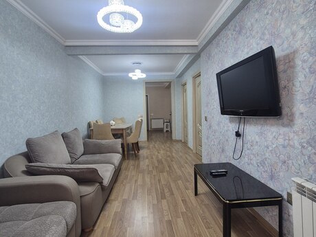 2-room apartment, 72 m², Yeni Yasamal: 168 000 ₼ 2