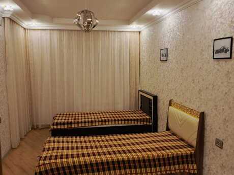 Elan №6484697 - Bakı, 8 Noyabr m., 3 otaqlı, 125 m², 16/18 mərtəbə
