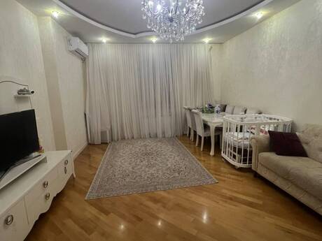 3-room apartment for rent, 92 m², Gənclik: 1 100 ₼/mo 3