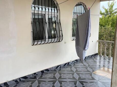 6 otaqlı həyət evi, 200 m², Novxanı: 160 000 ₼ 4