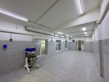 Elan №6484762 - Bakı, Neftçilər m., 300 m²