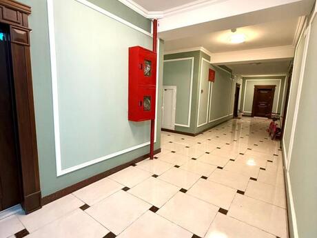 2-room apartment for rent, 70 m², Gənclik: 1 050 ₼/mo 3