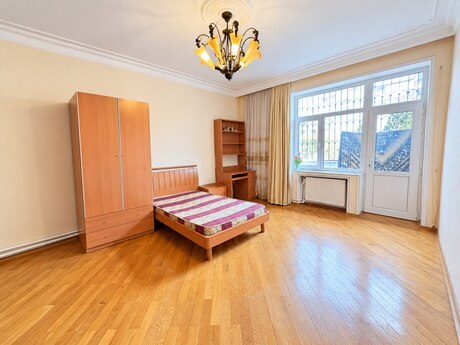 4 otaqlı mənzil, 175 m², Nərimanov: 420 000 ₼ 5