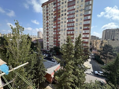 3 otaqlı mənzil, 75 m², Xalqlar Dostluğu: 197 000 ₼ 3