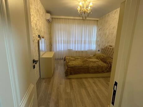 2-room apartment for rent, 80 m², 8 Noyabr: 950 ₼/mo 4