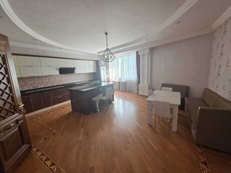 Kirayə 3 otaqlı mənzil, 295 m², Sahil: 2 200 ₼/ay 4