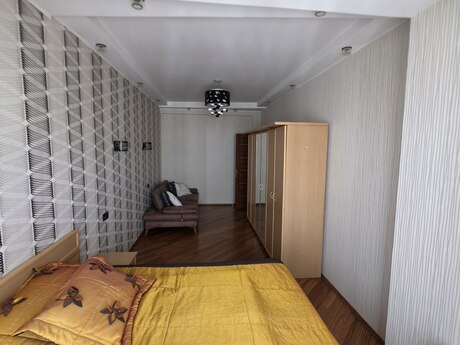 Kirayə 4 otaqlı mənzil, 175 m², 28 May: 1 900 ₼/ay 4