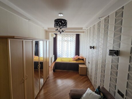 Kirayə 4 otaqlı mənzil, 175 m², 28 May: 1 900 ₼/ay 3