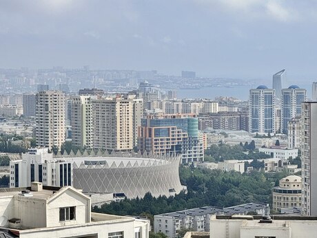 3-room apartment for rent, 105 m², 8 Noyabr: 1 300 ₼/mo 4