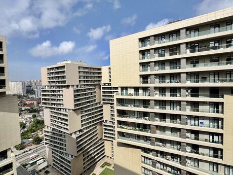 3-room apartment for rent, 105 m², 8 Noyabr: 1 300 ₼/mo 5