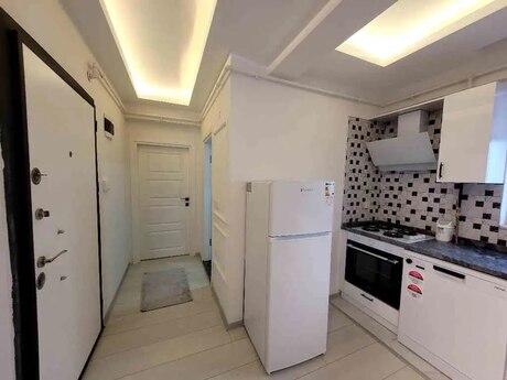 2-room apartment for rent, 75 m², Ağ şəhər: 1 600 ₼/mo 4