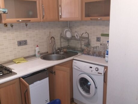 2-room apartment for rent, 65 m², Şah İsmayıl Xətai: 800 ₼/mo 2