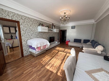 2-room apartment for rent, 70 m², Həzi Aslanov: 650 ₼/mo 3