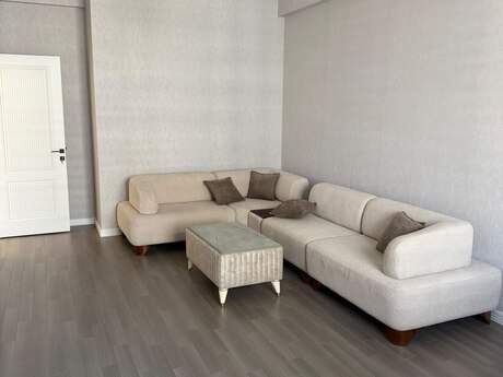 2-room apartment for rent, 68 m², Renessans Palace: 1 200 ₼/mo 2