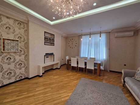 Аренда: 3-комнатная квартира, 130 м², 28 May: 1 300 ₼/мес 4