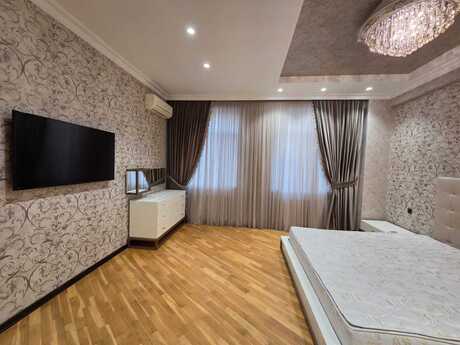 Аренда: 3-комнатная квартира, 130 м², 28 May: 1 300 ₼/мес 2