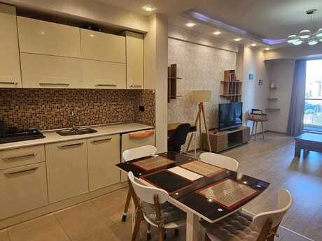 Kirayə 2 otaqlı mənzil, 85 m², Səbail: 2 400 ₼/ay 5