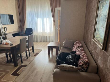 Аренда: 2-комнатная квартира, 60 м², Elmlər Akademiyası: 1 050 ₼/мес 3