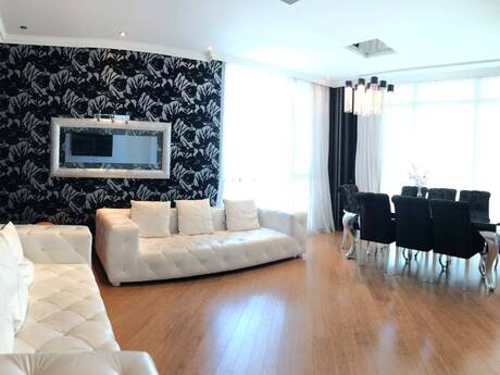 3-room apartment for rent, 120 m², İçəri Şəhər: 2 500 ₼/mo 2