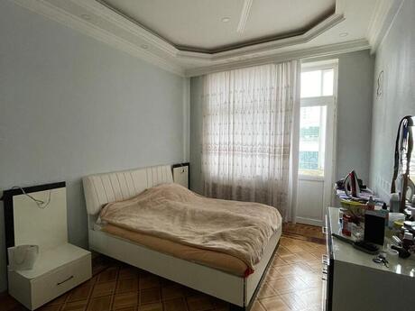 2-room apartment for rent, 90 m², 8 Noyabr: 800 ₼/mo 3