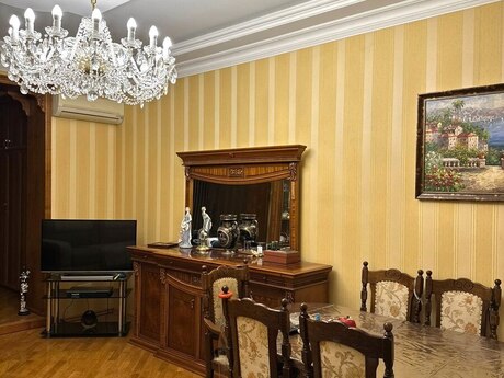 2-room apartment, 60 m², Nəriman Nərimanov: 255 000 ₼ 2