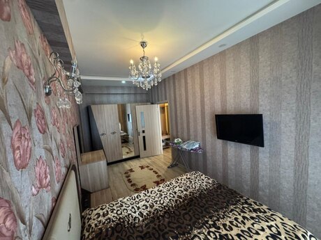 2-room apartment for rent, 60 m², Elmlər Akademiyası: 1 000 ₼/mo 2
