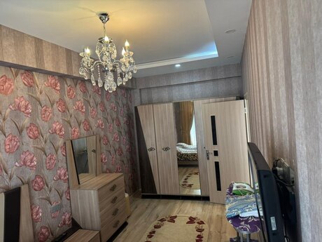 2-room apartment for rent, 60 m², Elmlər Akademiyası: 1 000 ₼/mo 4