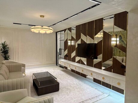 3-room apartment for rent, 130 m², Nəriman Nərimanov: 1 500 ₼/mo 2