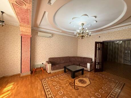 3-room apartment for rent, 135 m², Nəriman Nərimanov: 1 200 ₼/mo 3