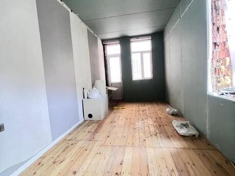 2-room apartment, 50 m², Yeni Yasamal: 105 000 ₼ 5