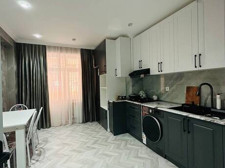 3 İnşaatçılar