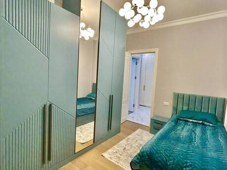 3-room apartment for rent, 90 m², Bakmil: 1 199 ₼/mo 5