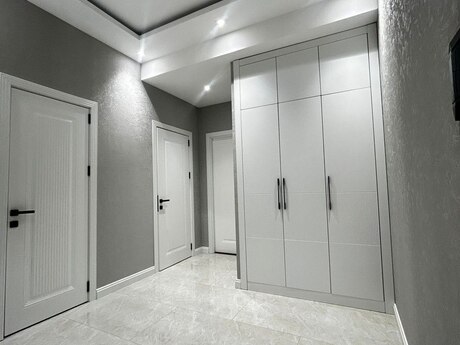 2-room apartment for rent, 80 m², Nizami: 1 300 ₼/mo 4