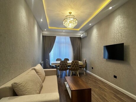 2-room apartment for rent, 80 m², Nizami: 1 300 ₼/mo 2
