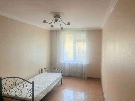 3-комнатная квартира, 70 м², İnşaatçılar: 190 000 ₼ 3