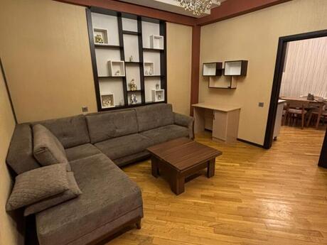 2-room apartment for rent, 60 m², Həzi Aslanov: 600 ₼/mo 3