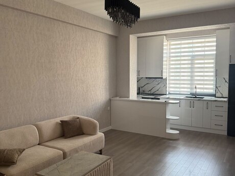 2-room apartment for rent, 72 m², Elmlər Akademiyası: 1 200 ₼/mo 2