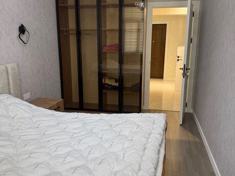 2-room apartment for rent, 72 m², Elmlər Akademiyası: 1 200 ₼/mo 5